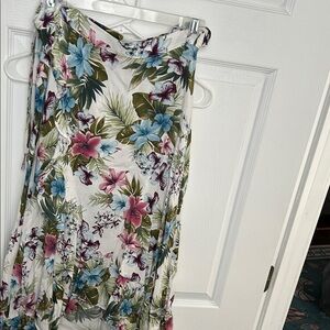 NWOT Allegra k Hawaiian Floral Print Women's wrap Skirt size medium